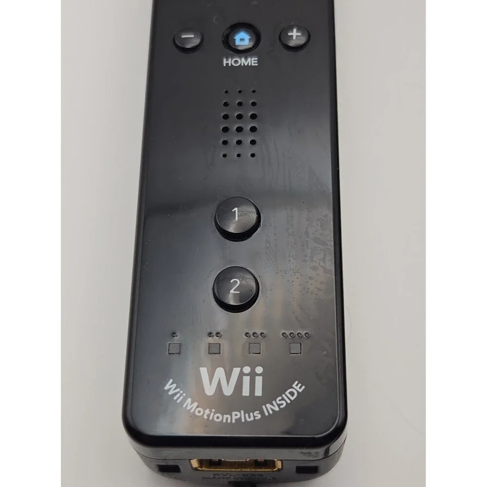 Black Wii Nintendo Motion Plus Controller With Sleeve And Strap Tested